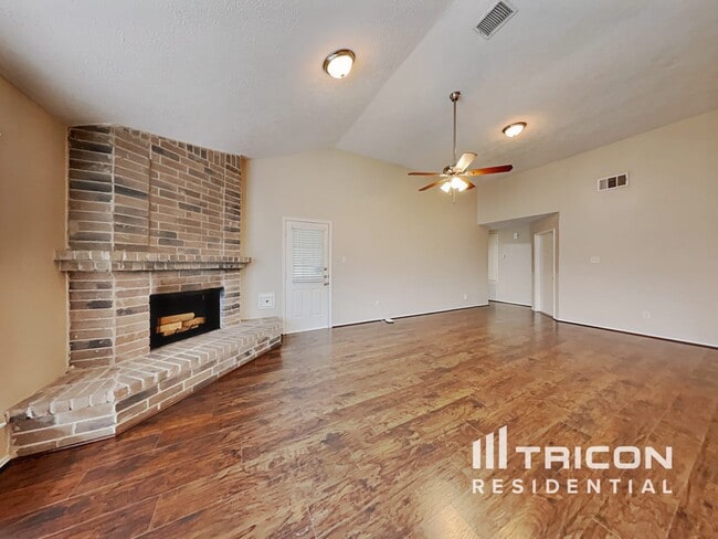 Photo - 18807 Danalyn Ct