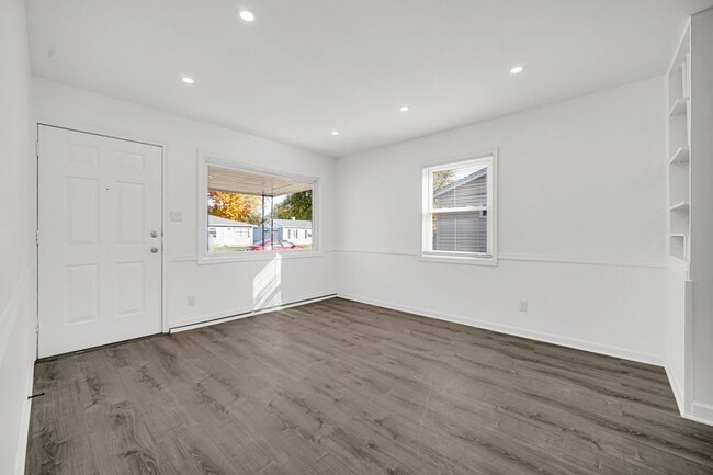 Photo - 3 Bedroom 1 Bathroom House for Rent!