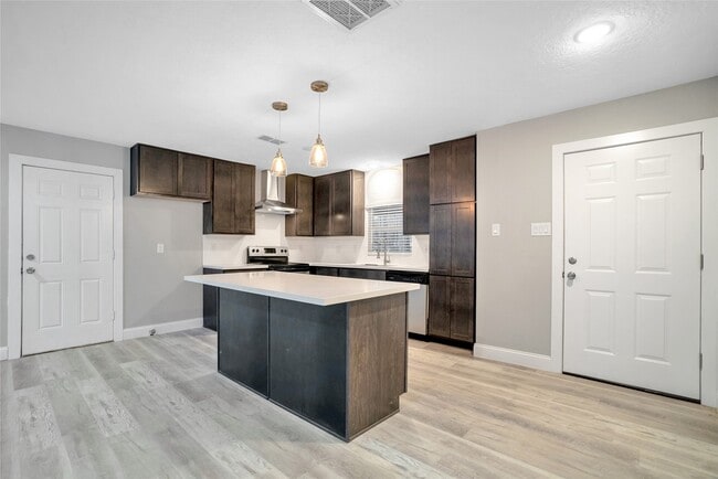 Photo - 1314 E Red Cedar Cir