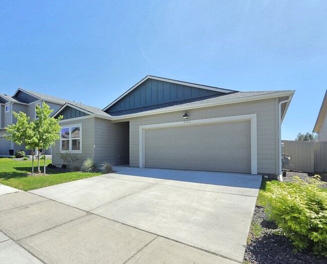 Building Photo - 5711 W Georgetown Ln