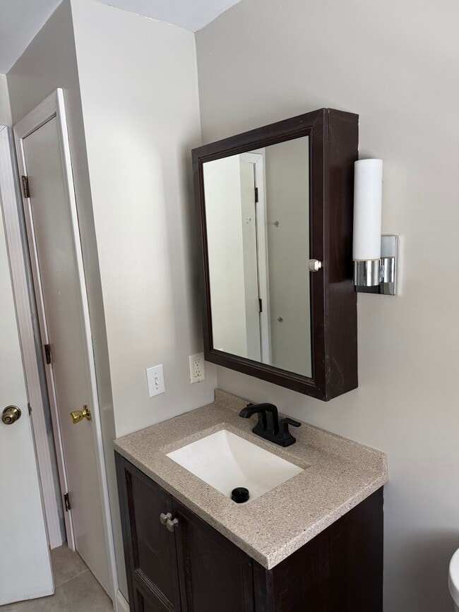 Photo - 29 Holden Rd