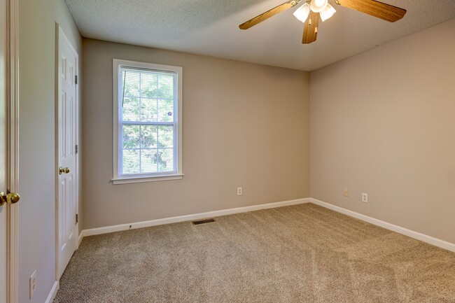 Photo - 3169 Buckhorn Ct