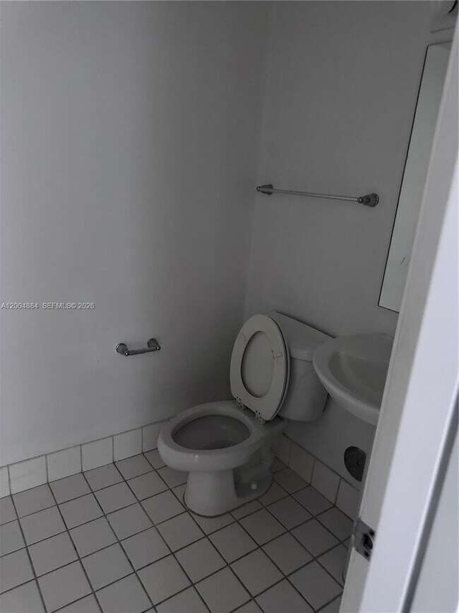 Photo - 601 NE 36th St Unit 708