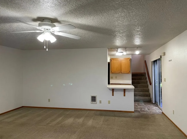 Building Photo - CL2622-2624 Unit 2622