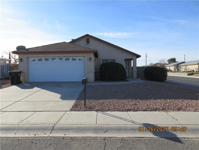 Building Photo - 2704 Louise Ave