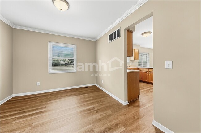 Photo - 4838 Dartmouth Dr