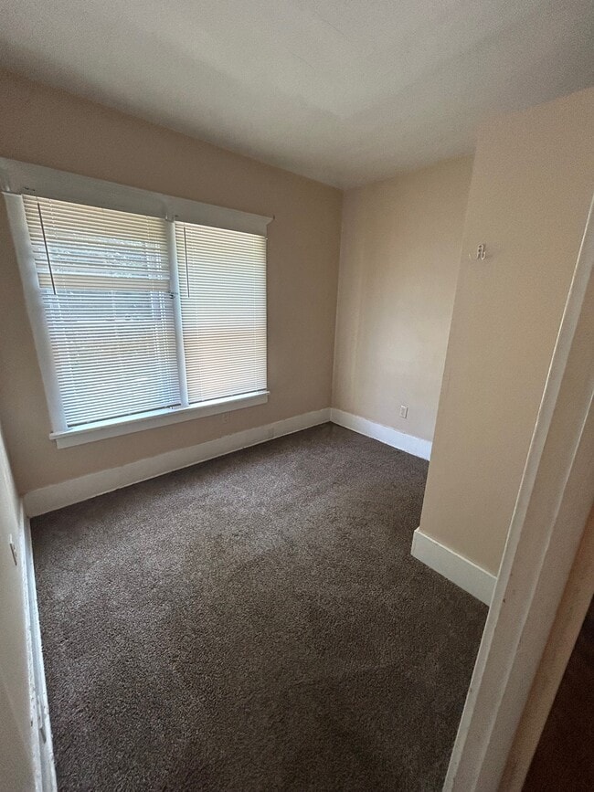 Photo - 63 Montrose Ave