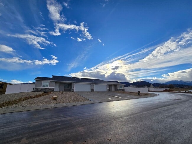 Building Photo - Coming Soon! Brand New Construction - 3 bedroom- 2 bath 4 Plex