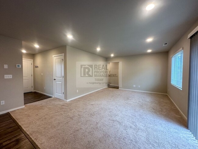 Photo - 3 Bedroom Home in Desirable Lipoma Firs Community – Puyallup