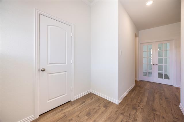 Photo - 1912 Flaxen Dr