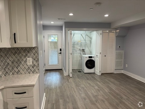 Building Photo - 731 Girard St NW Unit 2 Rental