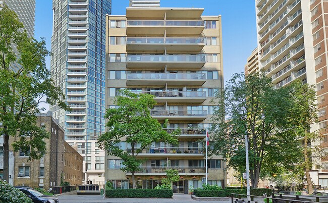 48 Isabella St Apartments