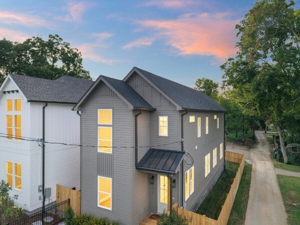 Photo - 2826 Clifton Ave