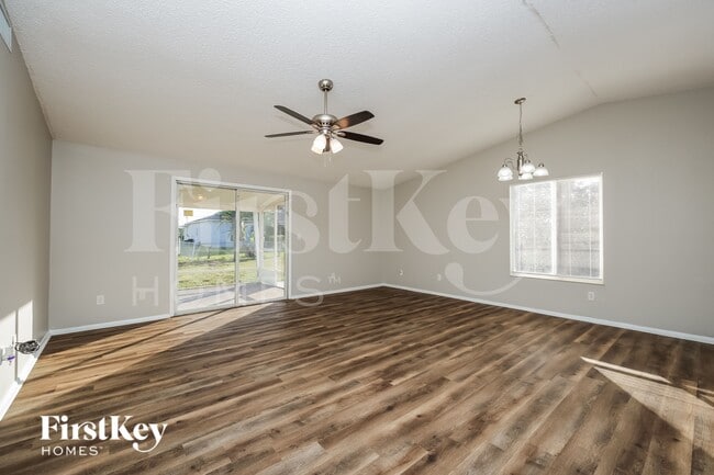 Photo - 308 SW 13th St