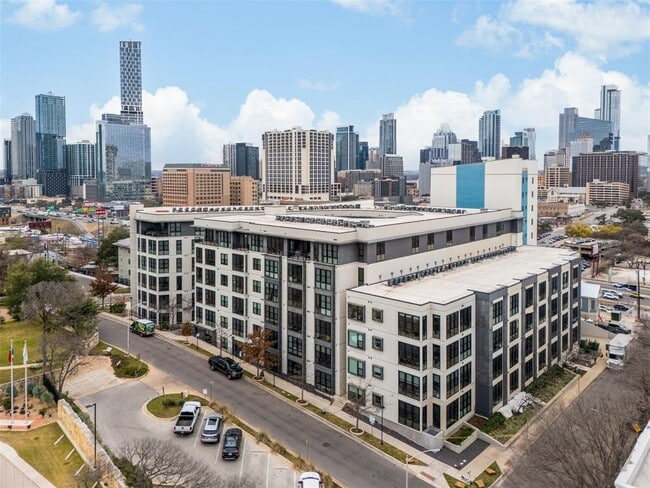 Photo - 800 Embassy Dr Unit 237