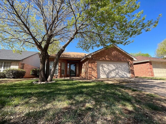 3 bedroom 3 bathroom in Frenship ISD! - 3 bedroom 3 bathroom in Frenship ISD! Casa