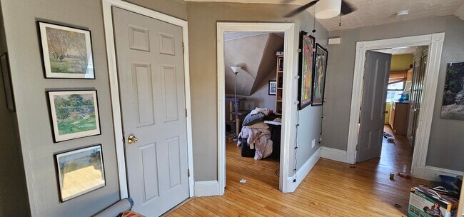 Photo - 1.5 Bed Spacious Top-Floor Allston apt!
