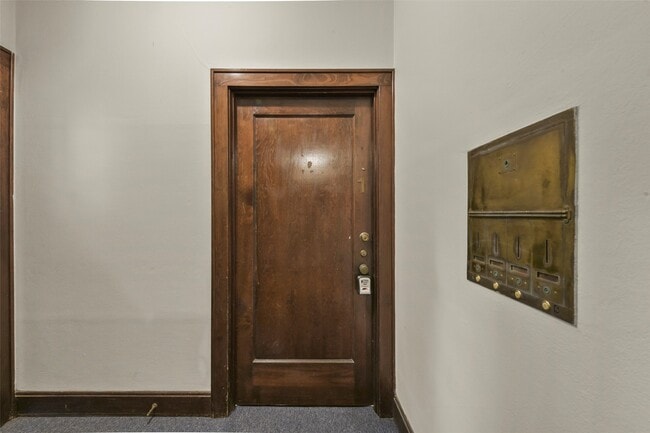 Photo - 436 Westmoreland St