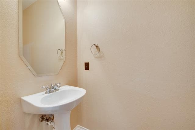 Photo - 2042 Brook Meadow Dr