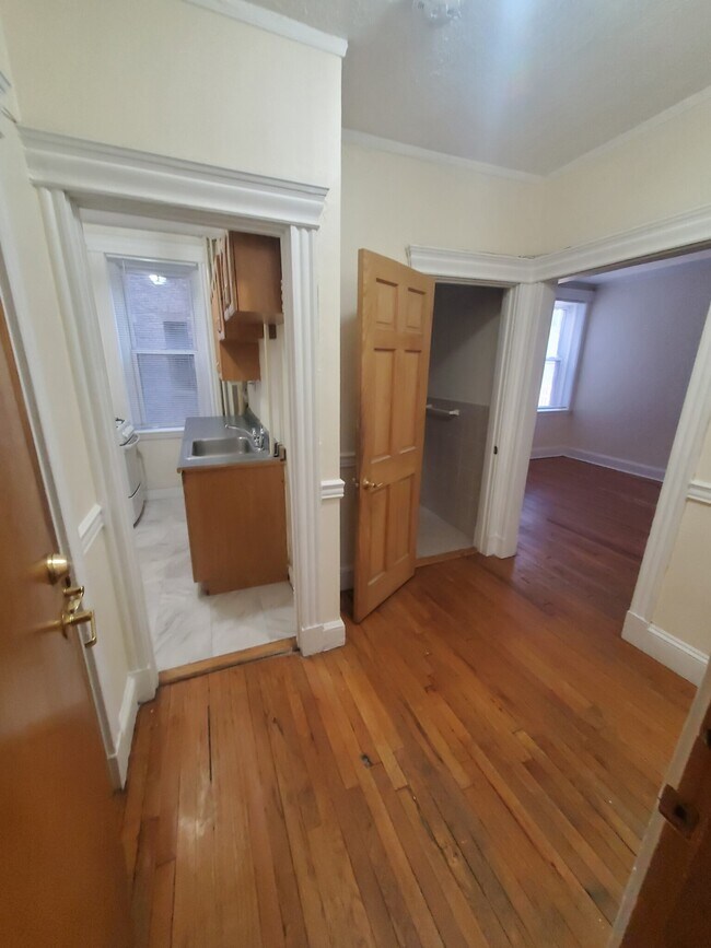 Photo - 360 Riverway Unit 8