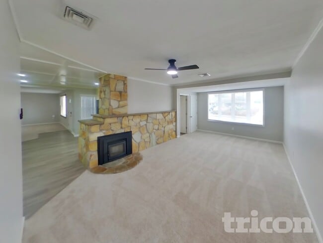 Photo - 114 Timber Ln