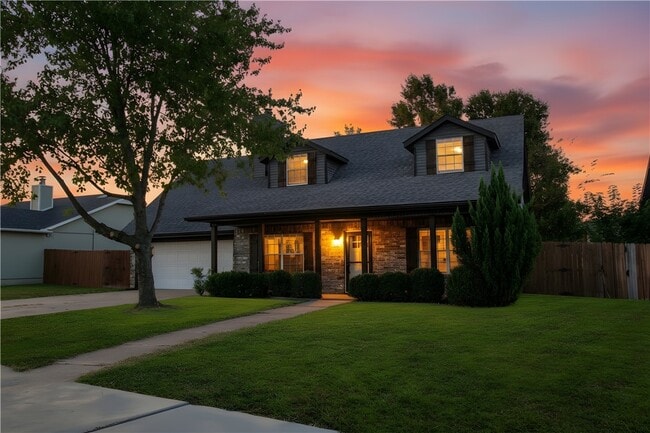 Photo - 2711 W Bishop Dr