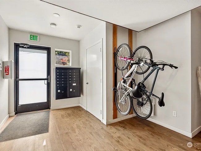 Junior Apartments