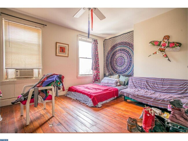 Photo - 22 N Preston St