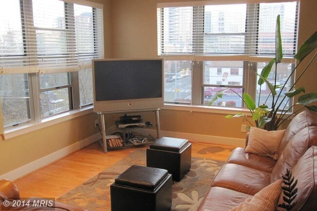 Sala de estar - 1800 Wilson Blvd Unidad 324