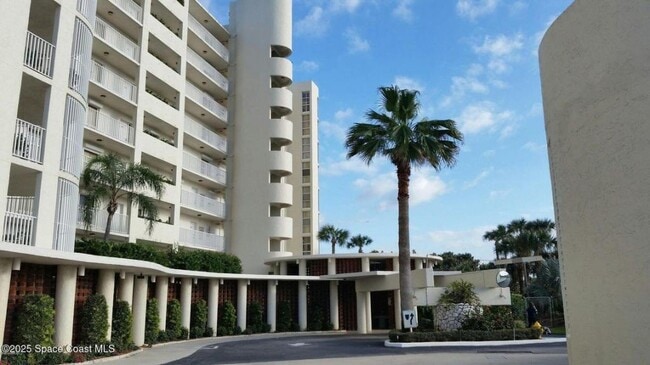 Building Photo - 2225 N Hwy A1A