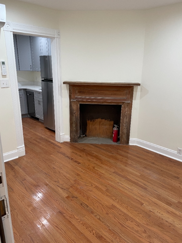 Photo - 1730 V St NW Unidad 1