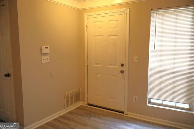 Photo - 308 Mill Pond Ct SE