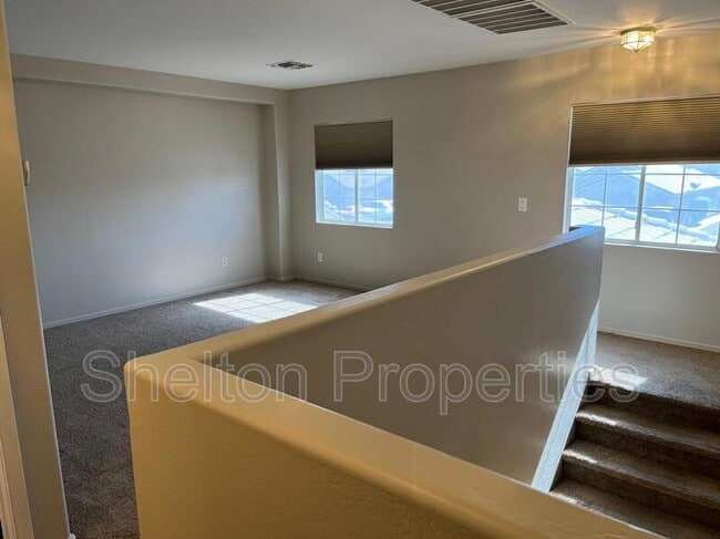 Photo - 12532 W Myer Ln