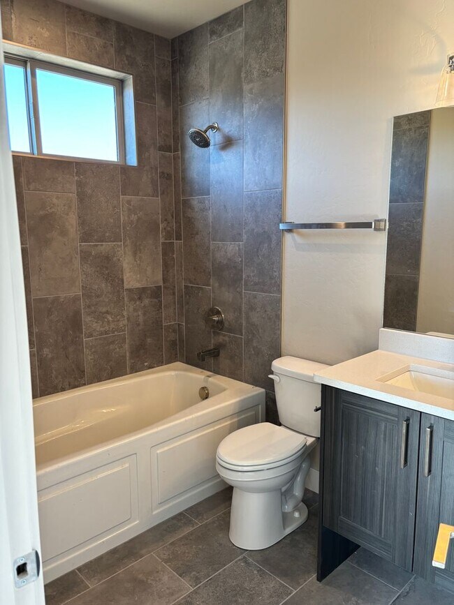 Photo - Luxurious Townhome