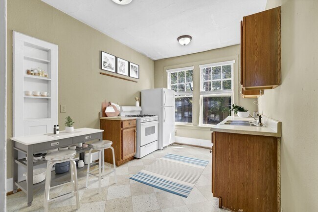 Photo - Carlisle Terrace