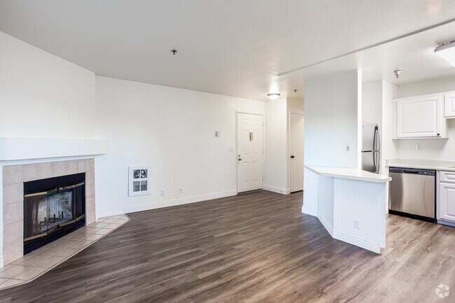 1HAB-1BA - 820&nbsp;ft² - Quail Hill Apartments