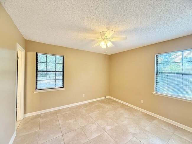 Photo - 4216 Jernigan Rd