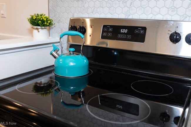 Photo - 4029 Stonehaven Rd