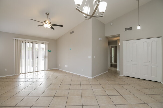 Photo - 30365 Maple Chase Dr