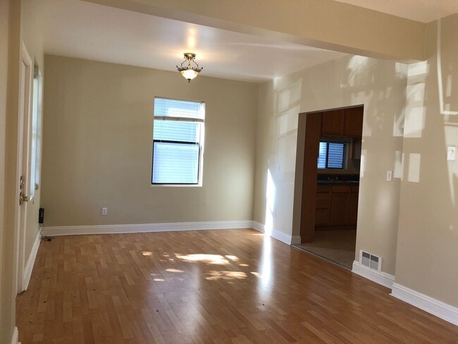 Photo - 1125 29th Ave S Unit 1125 29th Ave S  (Upper)