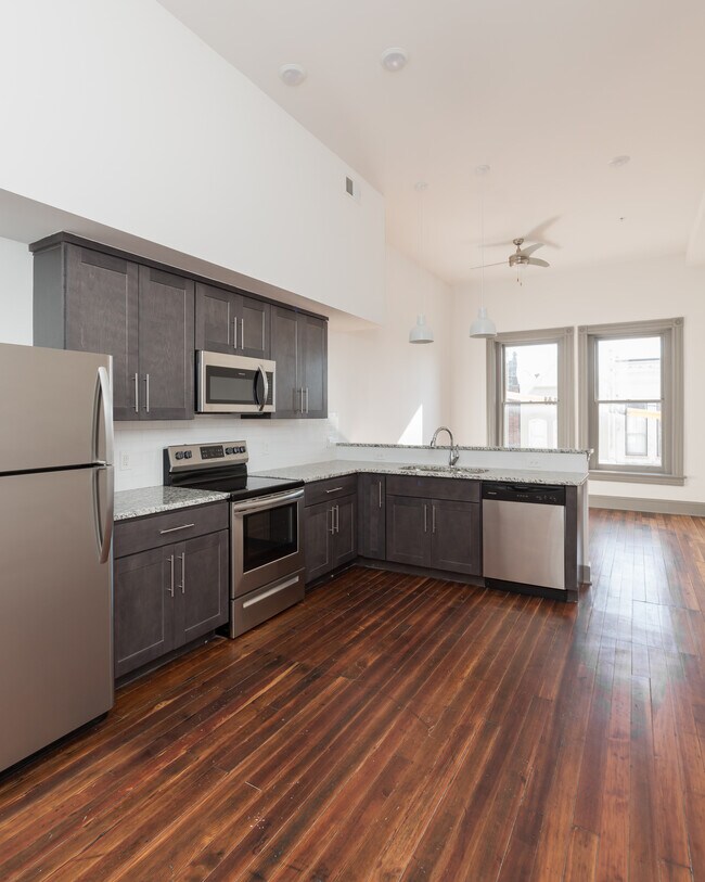 Photo - 1209 Hull St