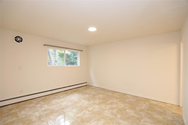 Photo - 30 Lamb Ave Unit #1a