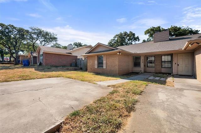708 Woodland Ct