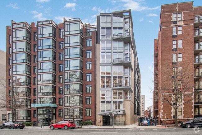 Building Photo - 1209 13th St NW Unit 802 Rental
