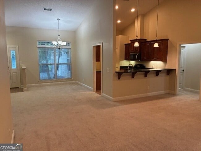 Photo - 216 Holm Pl