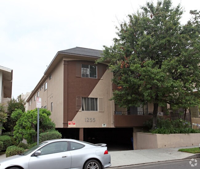 Casa Granville LLC - Casa Granville LLC Apartments