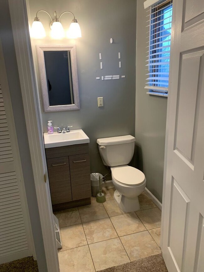 Photo - Beautiful Renovated 3/1.5 Home in Beechvie...