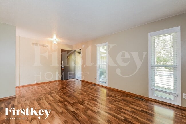Photo - 12082 Foxpoint Dr