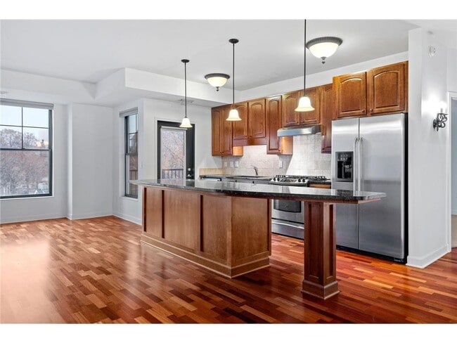 Photo - 317 Groveland Ave Unit 521