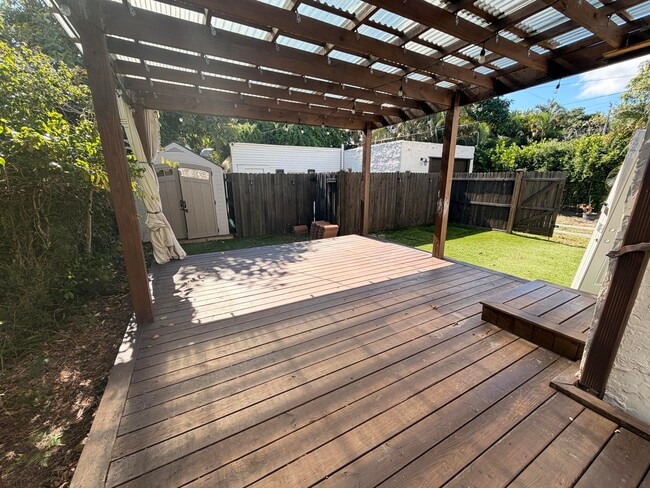 Photo - 1026 Upland Rd